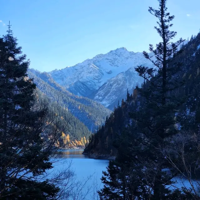 November of Jiuzhaigou