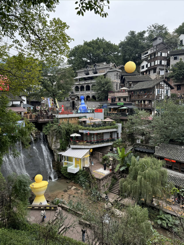 比洪崖洞更值得一遊的重慶打卡景點——下浩里老街