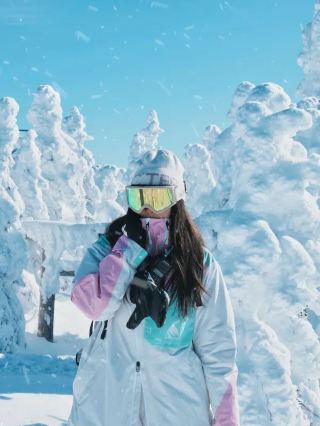 Skiing in Japan: Day Two at Shiga Kogen's Snow Monsters!