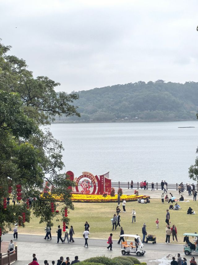世界地質公園：湖光岩