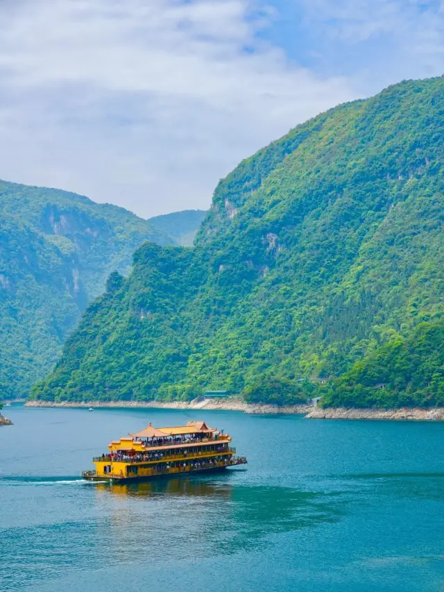 6-Day In-Depth Tour: Yichang - Yangtze River Three Gorges - Chongqing, Complete Guide and Tips 