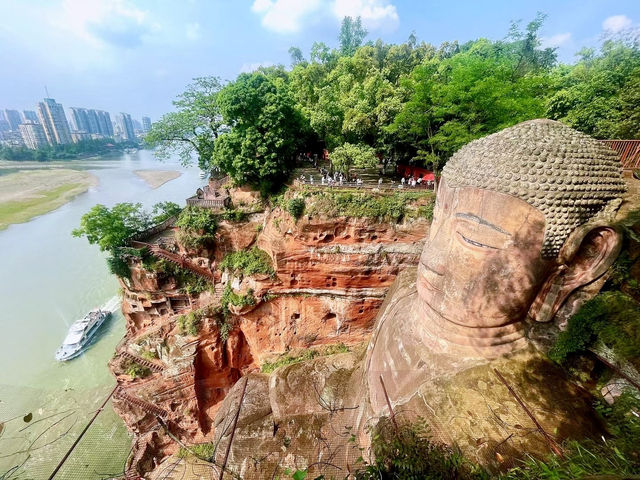 Marvel at the Leshan Giant Buddha: A UNESCO Wonder