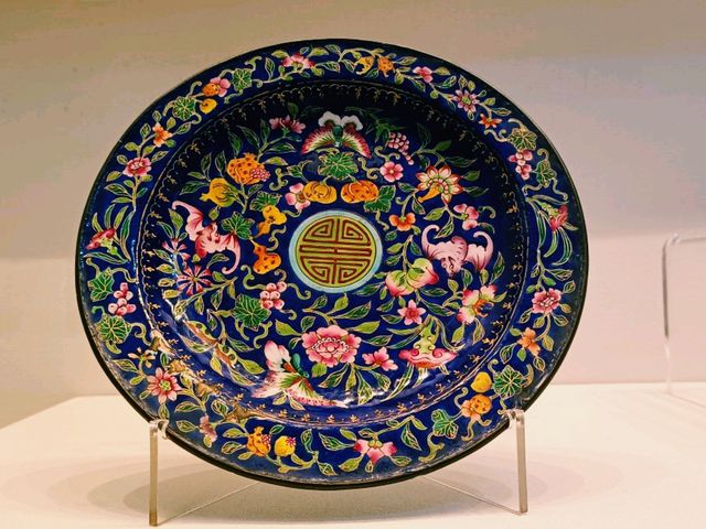 Liwan Museum: A Collection of Impressive Artifacts