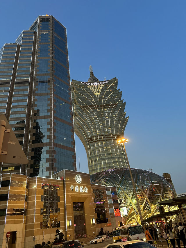 🏙️ Macau: Where East Meets West 🏰   