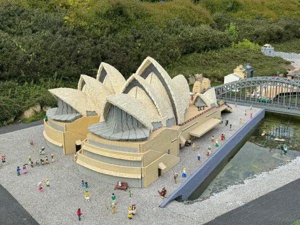 Exploring Windsor and Legoland on a Bank Holiday