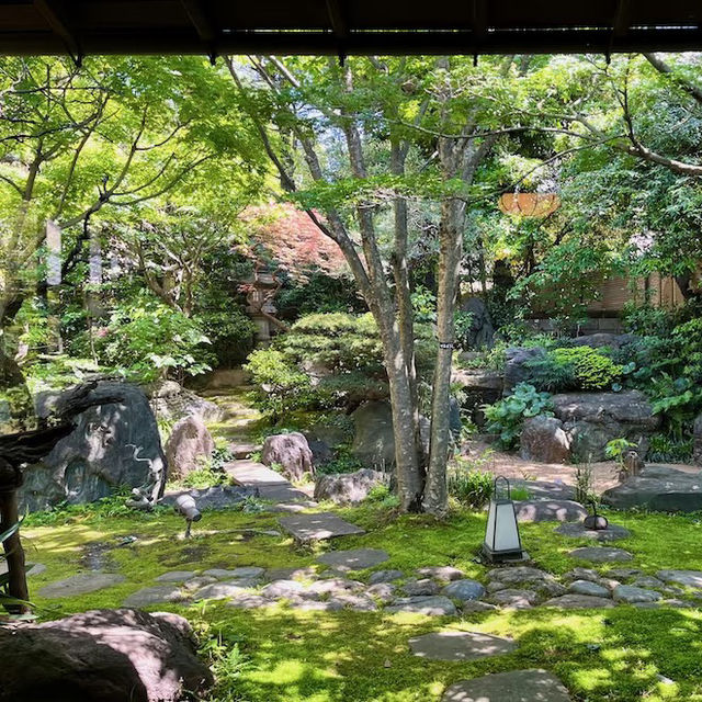 前野原溫泉 さやの湯処｜東京板橋區的苔蘚枯山水秘境