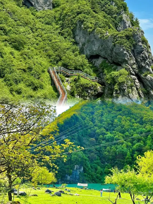 June in Hanzhong, Shaanxi, 25℃ in the Qinba Secret Realm Early Summer