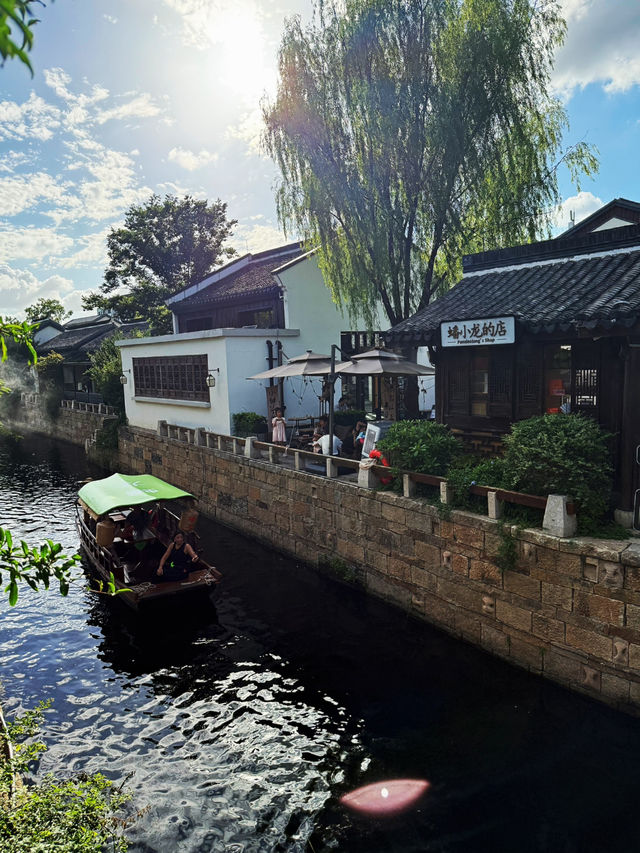 Well-restored old town in Shanghai - Panlong Tiandi 🦆⛲️