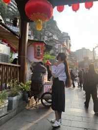 Chongqing in 3 Days: Urban Vibes, Scenic Wonders & Delicious Hotpot