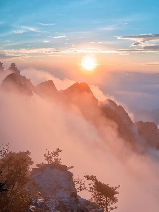 在老君山看到了現實版雲頂天宮