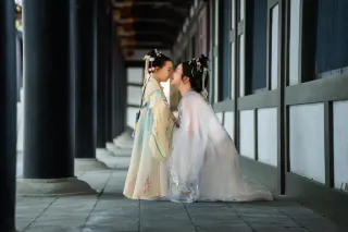 Xiangyang Tang City, took super satisfying ancient costume parent-child photos with my daughter