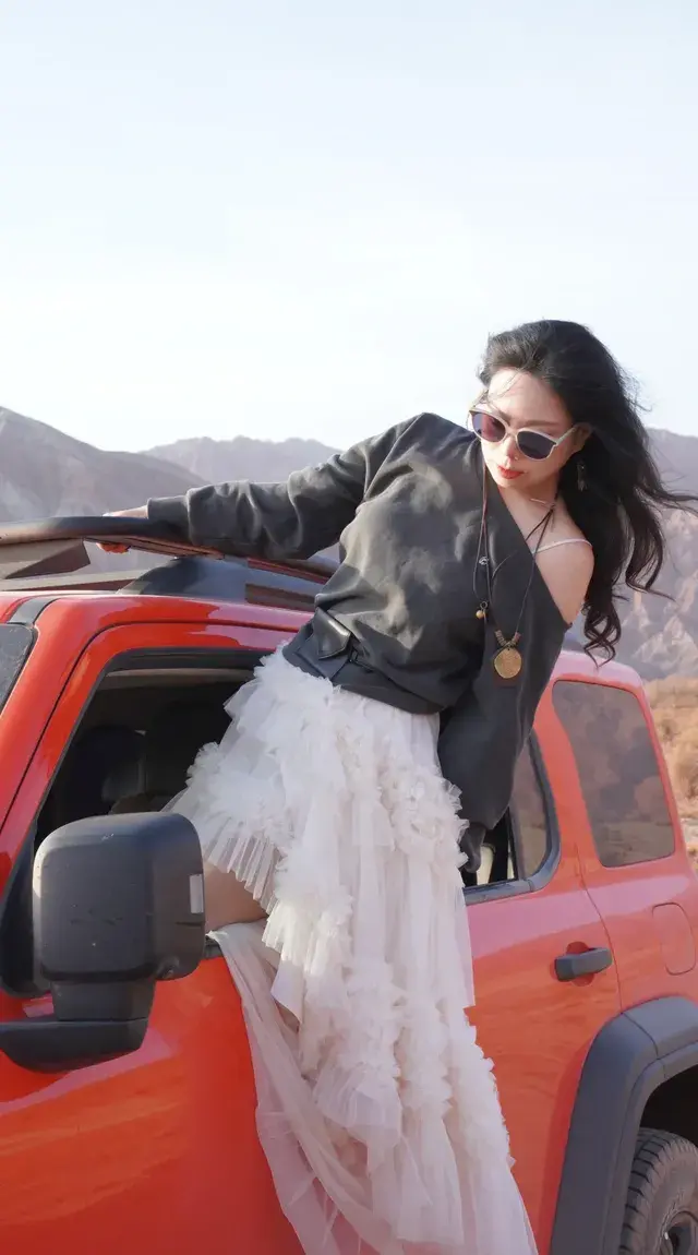 大美新疆之闖入溫宿大峽谷紅色世界