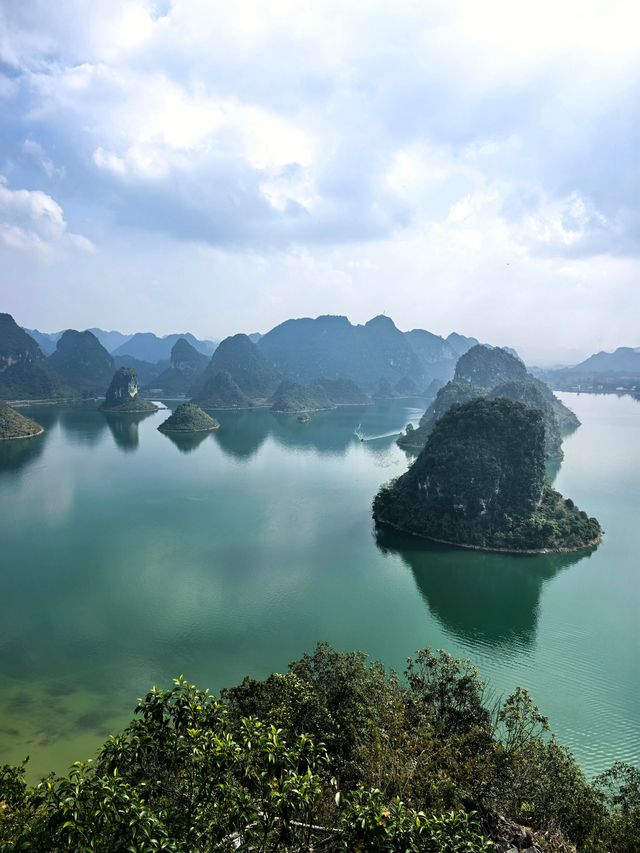 在這個秋高氣爽的季節裡讓我們一起感受邊陲小鎮的湖光山色