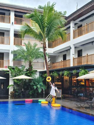 Sleep here! The prime location hotel in Gaozhuang, right next to the Starlight Night Market!