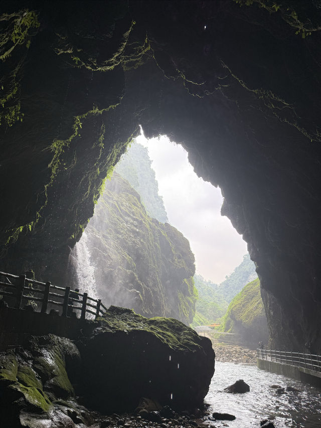 邊關勝境，峽谷奇觀