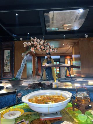 長寧國風頂流餐廳邊聽古箏演奏真的雅