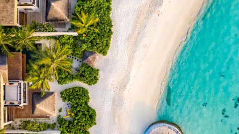 Want a wallet-free vacation? Choose Ozen Reserve Bolifushi in the Maldives. — traveler post in Malé