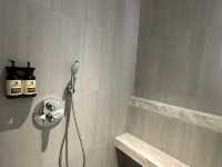 Premier Club Room 758