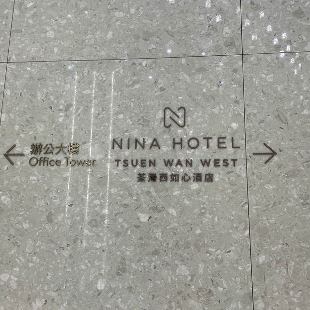 一年四季室內泳池🏊🏼‍♀️室外泳池就在這裏🏊🏻‍♂️