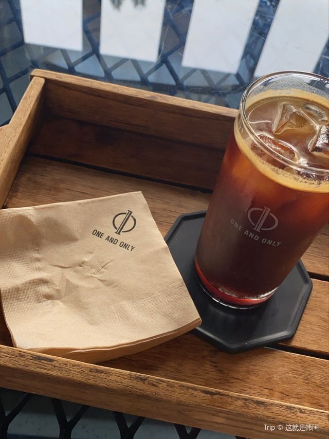 웅장한 산방산 뷰를 가득 품은 이 곳~!⛰️ ‘원앤온리’ 를 소개합니다~!☕️