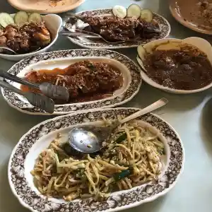 Traditional Peranakan food for the soul