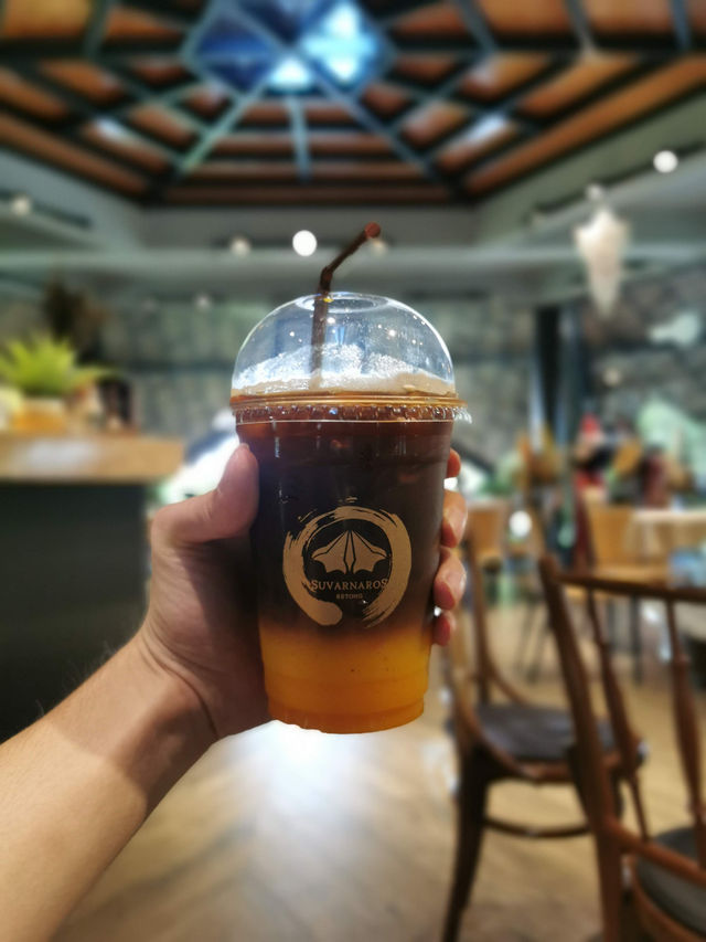 泰國勿洞 Sunvara Rasa 咖啡館