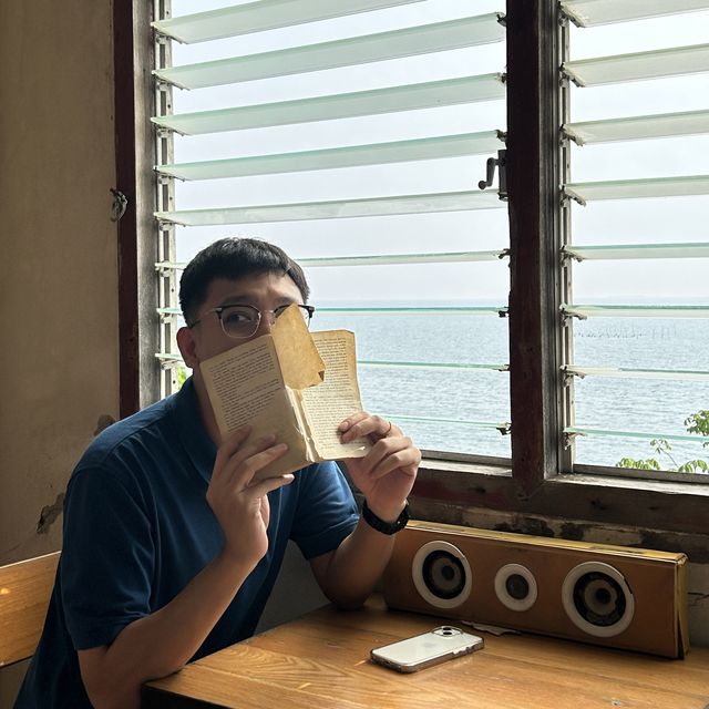 𝐇𝐢𝐝𝐝𝐞𝐧 𝐥𝐚𝐛 คาเฟ่ติดทะเลบางแสน