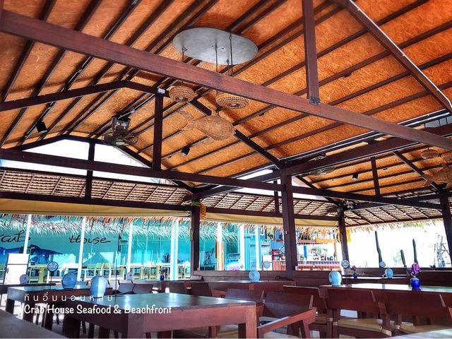 Crab House Seafood & Cafe Beachfront Rayong