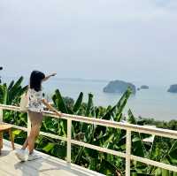 ชมวิวหมู่เกาะสวย ๆ ที่เขาทองฮิลล์