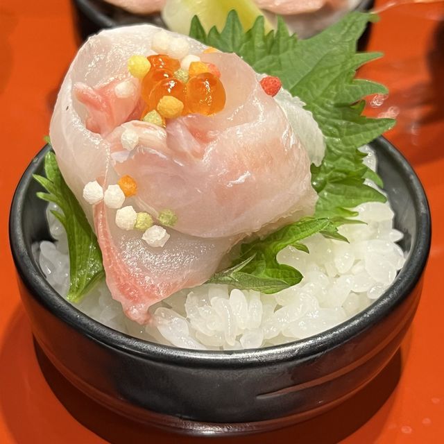 【京都・祇園四条】8種のおちょこ丼ランチが味わえる「祇園かんかんでり麗」