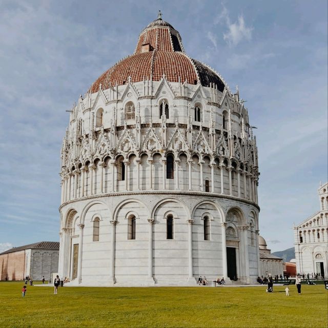 Leaning Tower of Pisa, Italy