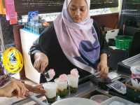 Eat Cendol @ Cendol Pak Samat