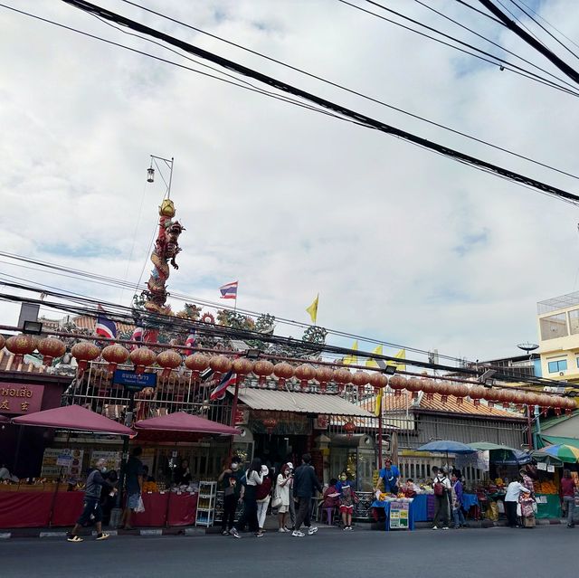 เที่ยวย่านเสาชิงช้า