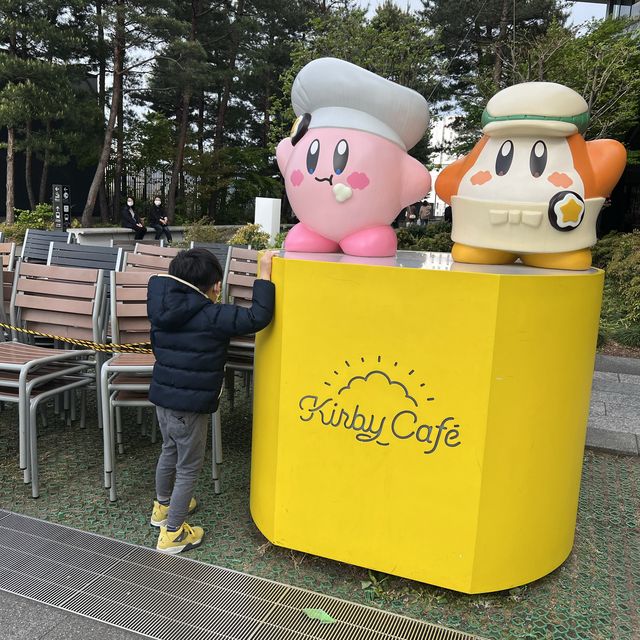 長期滿座之東京Kirby Cafe