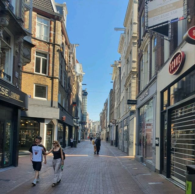 Famous Shopping Street In Amsterdam 🛍