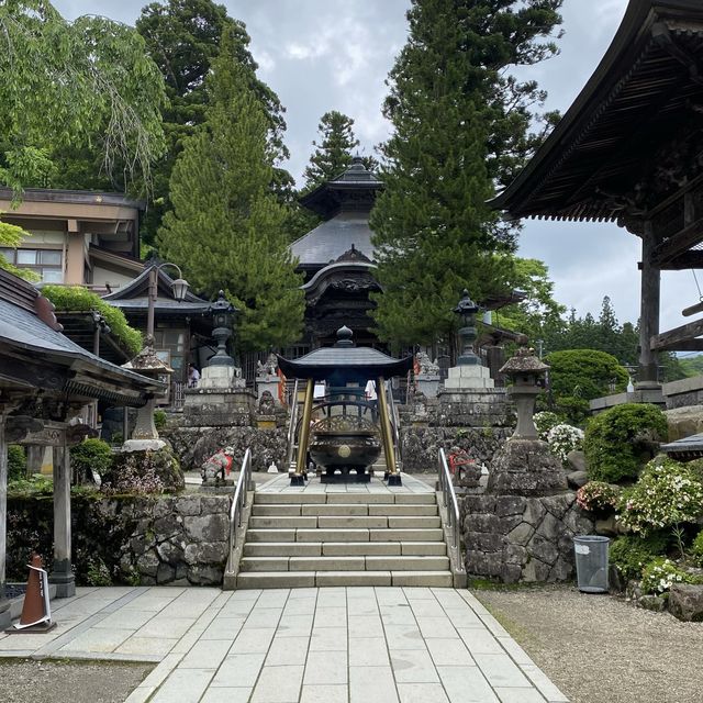 仙台「定義如来西方寺 御廟貞能堂」登録有形文化財