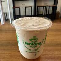 Cafe with affordable eats, pretty atmosphere