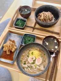 肚餓啦～🌸一邊賞櫻一邊用美食慰藉心靈 🍱