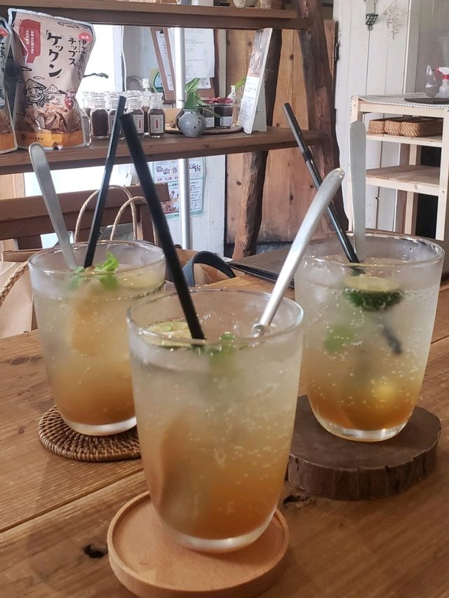 那覇のやさしい食堂