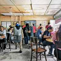 A hidden old-school kopitiam in Muar