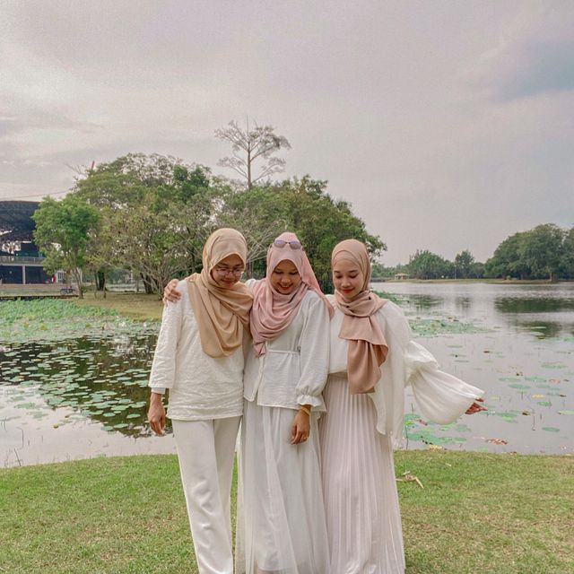 Picnic by the lake | Cyberjaya 🌳