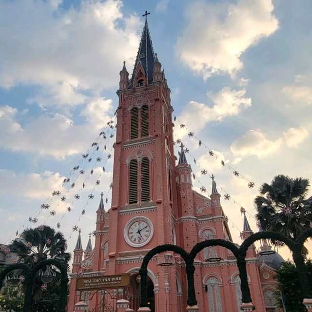 The pink church in Ho Chi Minh City - Tan Dinh Church