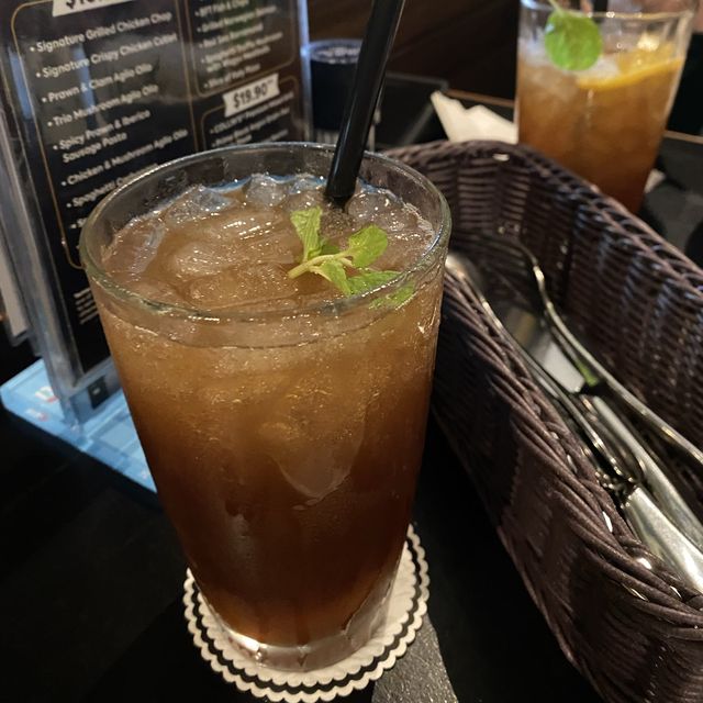 新加坡CP值奇高的西餐廳🍴Collins🍕🥤
