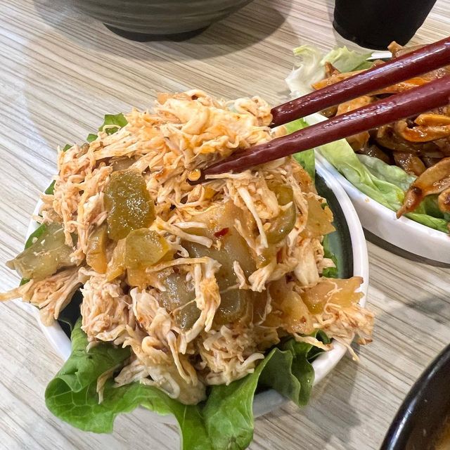 📍貴緣小鍋米線