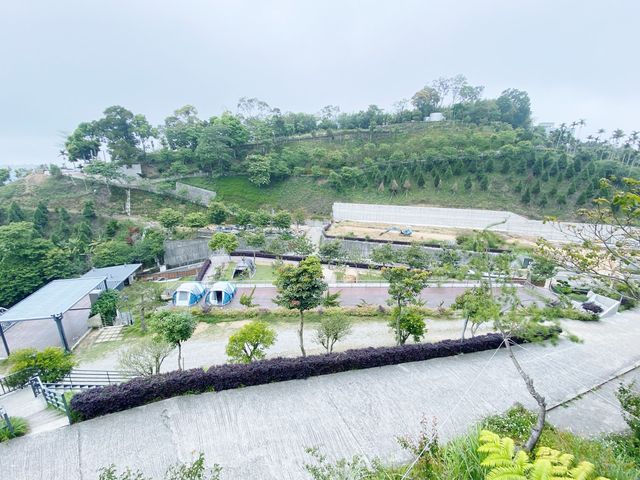 🌟南投國姓｜沐晨露營區 蓮花帳 山景夜景 一次擁有 塵囂不遠處的世外桃源