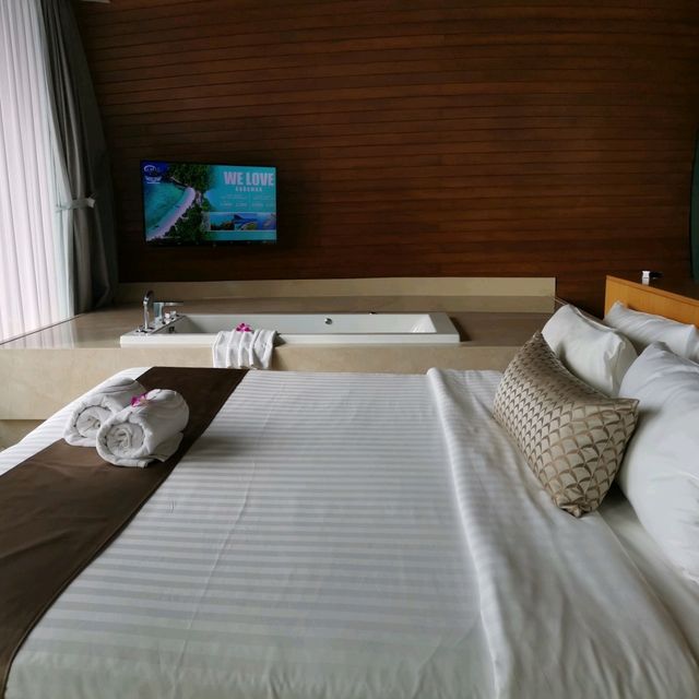 crest resort and pool villas พักผ่อนหย่อนใจ