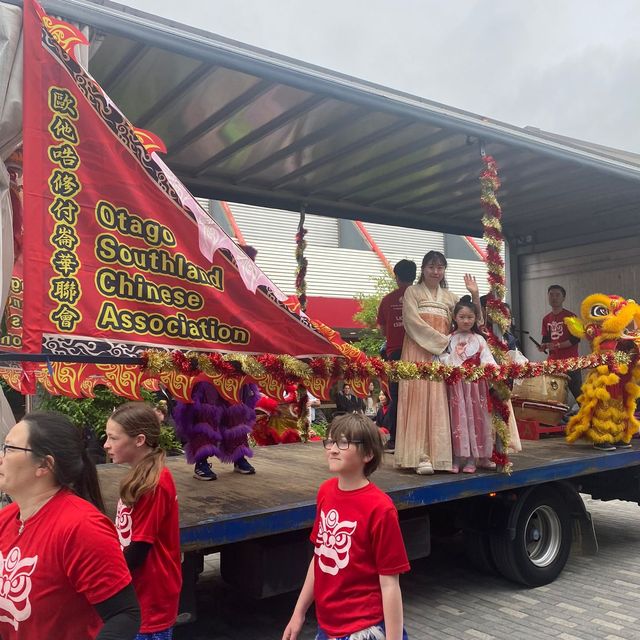 Santa 🎅🏾 Parade at George Street Dunedin