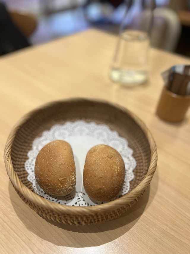 必試海鹽香茅焗盲曹魚