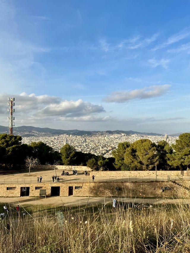 바르셀로나 몬주익성 일몰과 야경