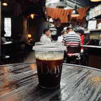 BAY ร้านกาแฟสุดเท่และถ่ายรูปสวยย่านอารีย์